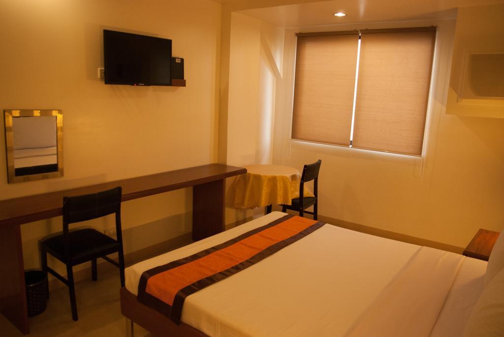 M Suites Hotel Makati City Habitación foto